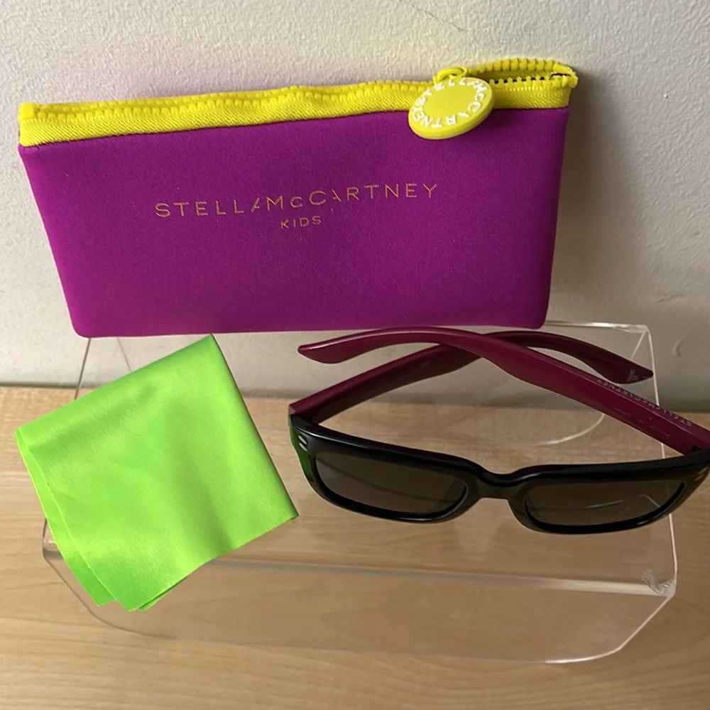 Stella McCartney Kids SC0025SA Girls Sunglasses - Choice of 2 Soft Case Colors